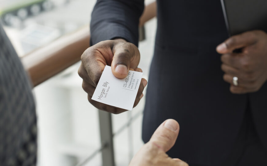 Les avantages de la carte de visite Les avantages de la carte de visite